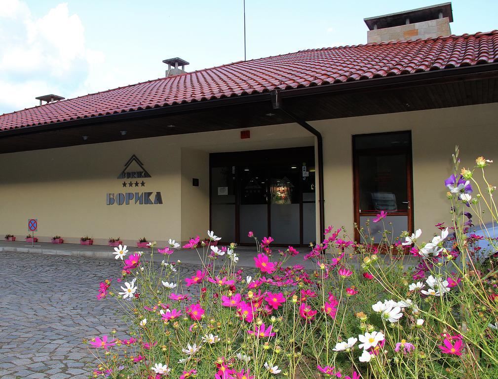 Borika Hotel تشبيلار المظهر الخارجي الصورة